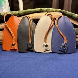 98-HTT New PU Leather Keychain Organizer Snap Close & Four Color Choices